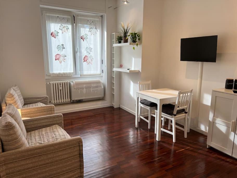 "Giulifor" - Zona Indipendenza - Risorgimento Apartment มิลาน ภายนอก รูปภาพ